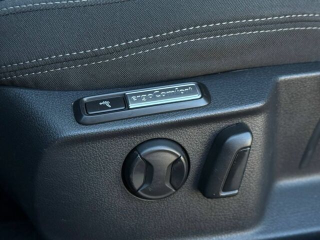 Черный Фольксваген Пассат Вариант, объемом двигателя 2 л и пробегом 250 тыс. км за 13500 $, фото 19 на Automoto.ua