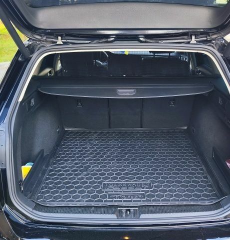 Чорний Фольксваген Пассат Варіант, об'ємом двигуна 2 л та пробігом 234 тис. км за 14250 $, фото 5 на Automoto.ua