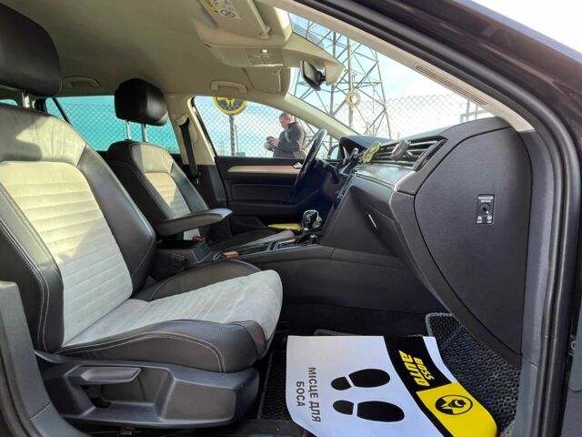 Черный Фольксваген Пассат Вариант, объемом двигателя 2 л и пробегом 252 тыс. км за 16950 $, фото 14 на Automoto.ua