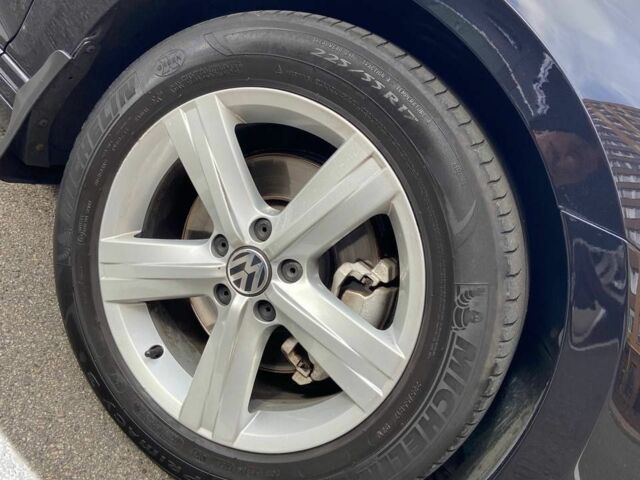 Фольксваген Пассат Вариант 2015 в Киеве на Automoto.ua Черный Фольксваген Пассат Вариант, объемом двигателя 2 л и пробегом 291 тыс. км за 13600 $, фото 5 на Automoto.ua