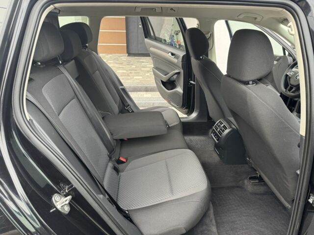 Черный Фольксваген Пассат Вариант, объемом двигателя 1.6 л и пробегом 255 тыс. км за 11900 $, фото 15 на Automoto.ua