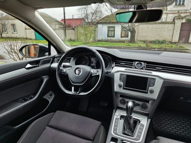 Чорний Фольксваген Пассат Варіант, об'ємом двигуна 2 л та пробігом 248 тис. км за 13400 $, фото 3 на Automoto.ua