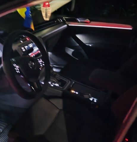 Чорний Фольксваген Пассат Варіант, об'ємом двигуна 2 л та пробігом 234 тис. км за 14250 $, фото 13 на Automoto.ua