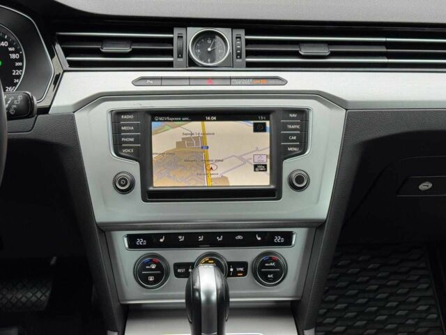 Чорний Фольксваген Пассат Варіант, об'ємом двигуна 2 л та пробігом 190 тис. км за 14899 $, фото 14 на Automoto.ua