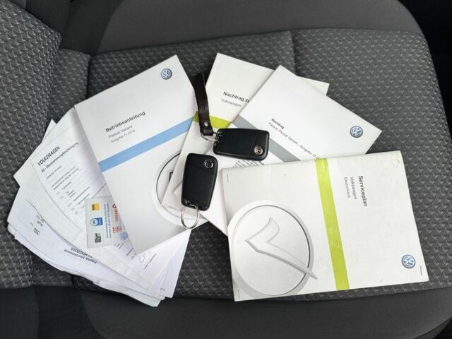 Черный Фольксваген Пассат Вариант, объемом двигателя 1.6 л и пробегом 255 тыс. км за 11900 $, фото 23 на Automoto.ua