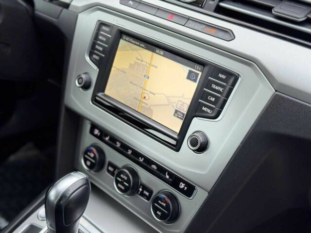 Чорний Фольксваген Пассат Варіант, об'ємом двигуна 2 л та пробігом 190 тис. км за 14899 $, фото 22 на Automoto.ua