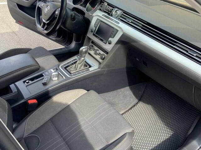 Фольксваген Пассат Вариант 2015 в Киеве на Automoto.ua Черный Фольксваген Пассат Вариант, объемом двигателя 2 л и пробегом 291 тыс. км за 13600 $, фото 6 на Automoto.ua