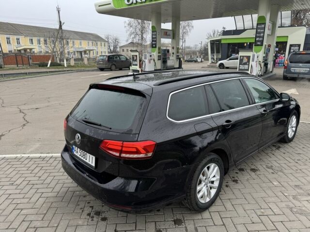 Черный Фольксваген Пассат Вариант, объемом двигателя 2 л и пробегом 300 тыс. км за 11600 $, фото 2 на Automoto.ua