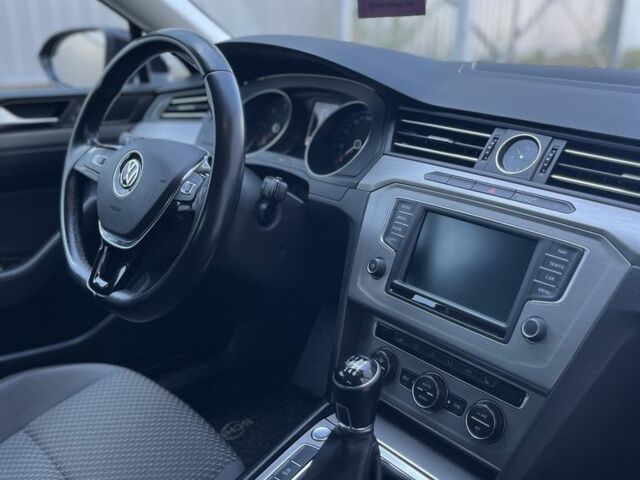 Фольксваген Пассат Вариант 2015 в Хусте на Automoto.ua Черный Фольксваген Пассат Вариант, объемом двигателя 2 л и пробегом 286 тыс. км за 11900 $, фото 13 на Automoto.ua
