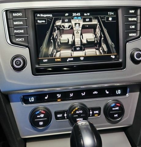 Чорний Фольксваген Пассат Варіант, об'ємом двигуна 2 л та пробігом 234 тис. км за 14250 $, фото 12 на Automoto.ua