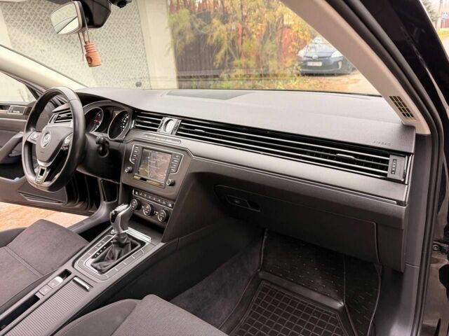 Чорний Фольксваген Пассат Варіант, об'ємом двигуна 2 л та пробігом 260 тис. км за 14900 $, фото 18 на Automoto.ua