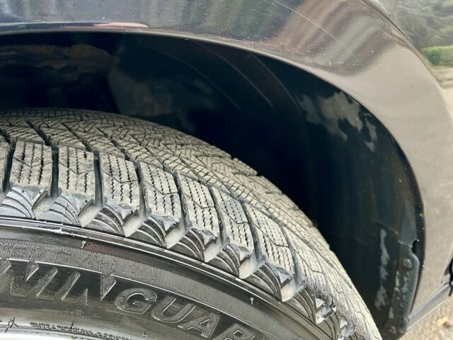 Черный Фольксваген Пассат Вариант, объемом двигателя 2 л и пробегом 225 тыс. км за 13500 $, фото 9 на Automoto.ua