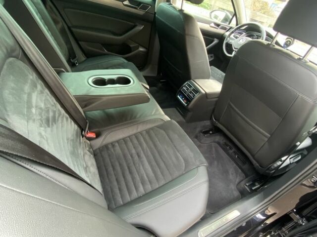 Чорний Фольксваген Пассат Варіант, об'ємом двигуна 2 л та пробігом 245 тис. км за 15500 $, фото 13 на Automoto.ua