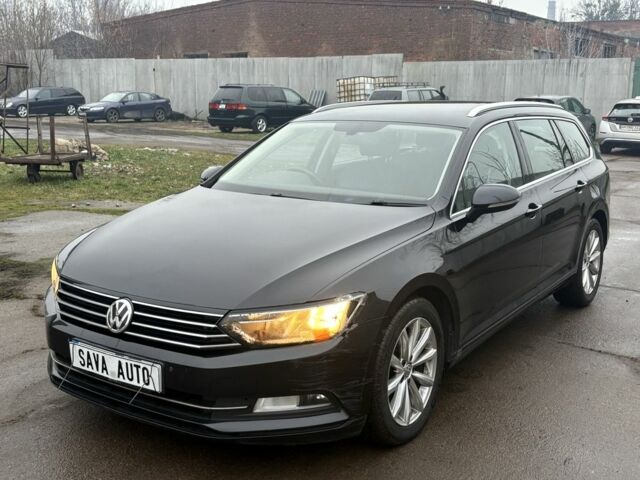 Черный Фольксваген Пассат Вариант, объемом двигателя 2 л и пробегом 129 тыс. км за 5400 $, фото 2 на Automoto.ua