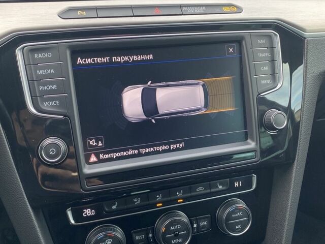 Чорний Фольксваген Пассат Варіант, об'ємом двигуна 2 л та пробігом 245 тис. км за 15500 $, фото 17 на Automoto.ua