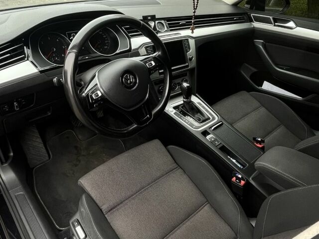 Черный Фольксваген Пассат Вариант, объемом двигателя 2 л и пробегом 258 тыс. км за 14300 $, фото 5 на Automoto.ua