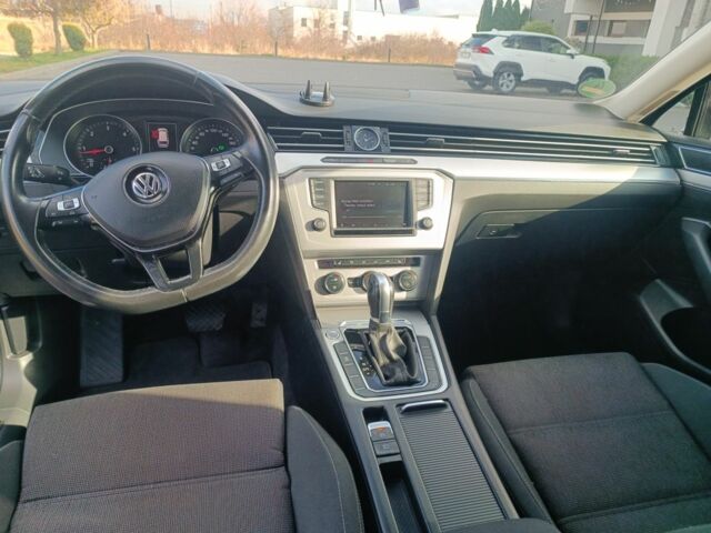 Черный Фольксваген Пассат Вариант, объемом двигателя 2 л и пробегом 245 тыс. км за 15999 $, фото 11 на Automoto.ua