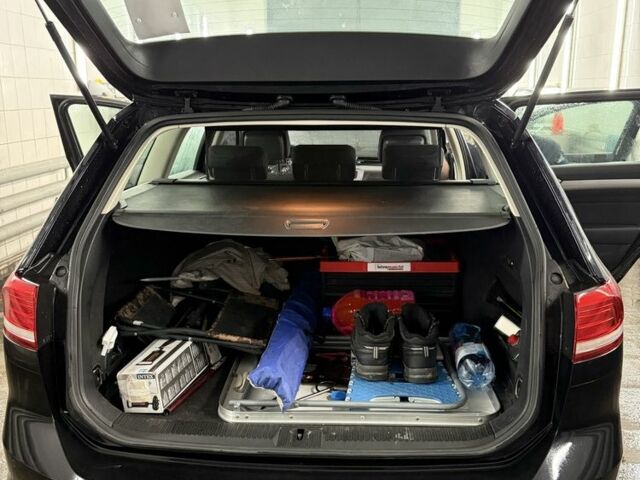 Чорний Фольксваген Пассат Варіант, об'ємом двигуна 2 л та пробігом 265 тис. км за 13500 $, фото 17 на Automoto.ua