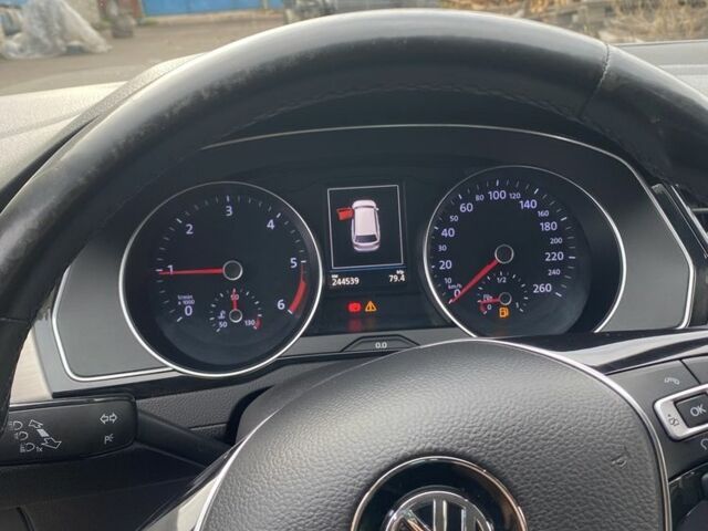 Чорний Фольксваген Пассат Варіант, об'ємом двигуна 2 л та пробігом 245 тис. км за 15500 $, фото 5 на Automoto.ua