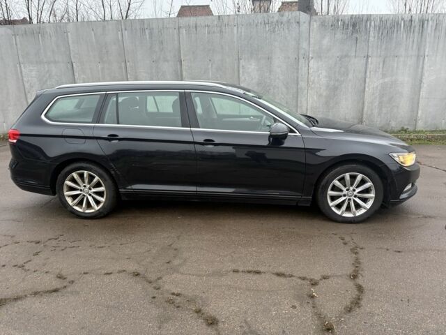 Черный Фольксваген Пассат Вариант, объемом двигателя 2 л и пробегом 129 тыс. км за 5400 $, фото 4 на Automoto.ua