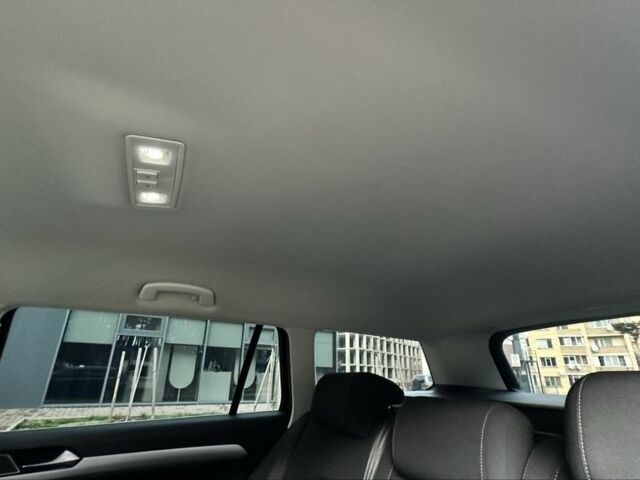 Чорний Фольксваген Пассат Варіант, об'ємом двигуна 1.6 л та пробігом 257 тис. км за 13900 $, фото 20 на Automoto.ua