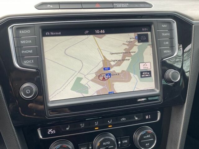 Чорний Фольксваген Пассат Варіант, об'ємом двигуна 2 л та пробігом 245 тис. км за 15500 $, фото 16 на Automoto.ua