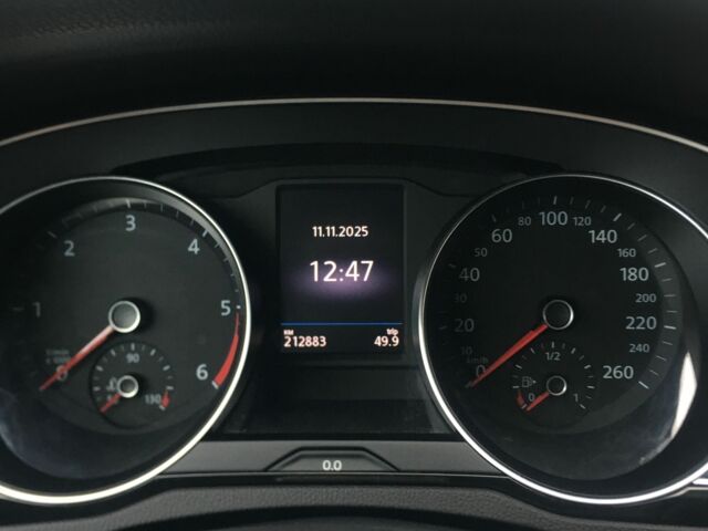 Черный Фольксваген Пассат Вариант, объемом двигателя 2 л и пробегом 212 тыс. км за 15000 $, фото 7 на Automoto.ua