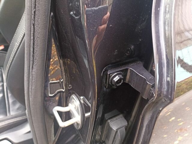 Фольксваген Пассат Варіант 2017 у Житомирі на Automoto.ua Чорний Фольксваген Пассат Варіант, об'ємом двигуна 2 л та пробігом 186 тис. км за 19900 $, фото 19 на Automoto.ua