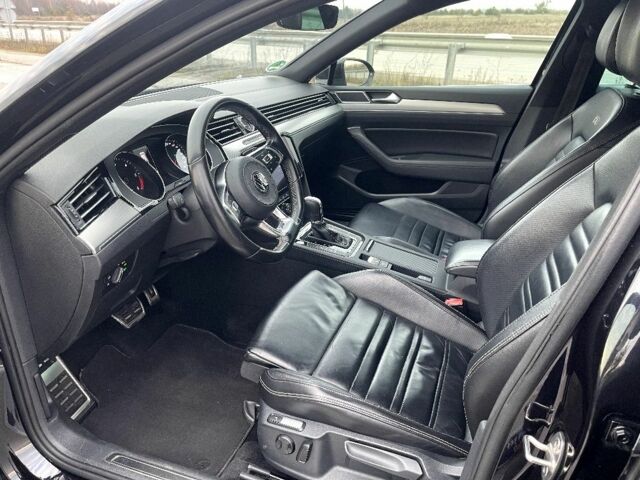 Черный Фольксваген Пассат Вариант, объемом двигателя 2 л и пробегом 186 тыс. км за 17900 $, фото 5 на Automoto.ua