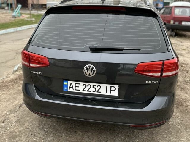 Черный Фольксваген Пассат Вариант, объемом двигателя 2 л и пробегом 208 тыс. км за 16200 $, фото 3 на Automoto.ua