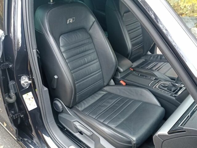 Фольксваген Пассат Варіант 2017 у Житомирі на Automoto.ua Чорний Фольксваген Пассат Варіант, об'ємом двигуна 2 л та пробігом 186 тис. км за 19900 $, фото 10 на Automoto.ua