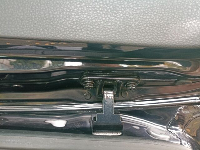 Фольксваген Пассат Варіант 2017 у Житомирі на Automoto.ua Чорний Фольксваген Пассат Варіант, об'ємом двигуна 2 л та пробігом 186 тис. км за 19900 $, фото 18 на Automoto.ua