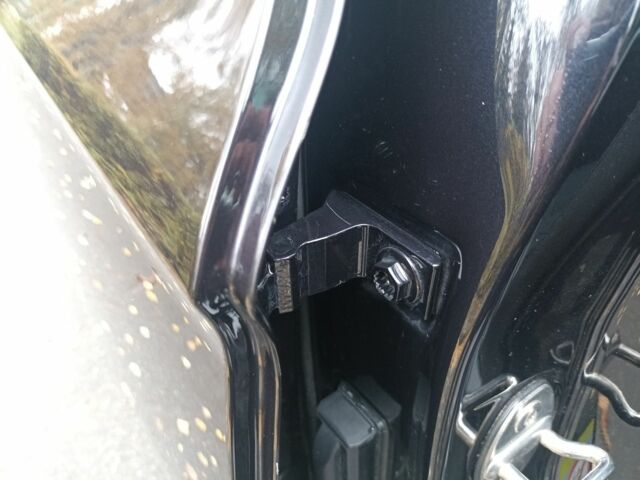 Фольксваген Пассат Варіант 2017 у Житомирі на Automoto.ua Чорний Фольксваген Пассат Варіант, об'ємом двигуна 2 л та пробігом 186 тис. км за 19900 $, фото 17 на Automoto.ua