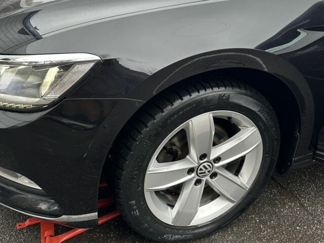 Черный Фольксваген Пассат Вариант, объемом двигателя 2 л и пробегом 380 тыс. км за 12500 $, фото 5 на Automoto.ua