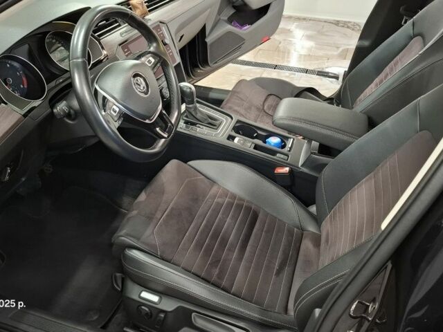 Чорний Фольксваген Пассат Варіант, об'ємом двигуна 2 л та пробігом 278 тис. км за 17500 $, фото 4 на Automoto.ua