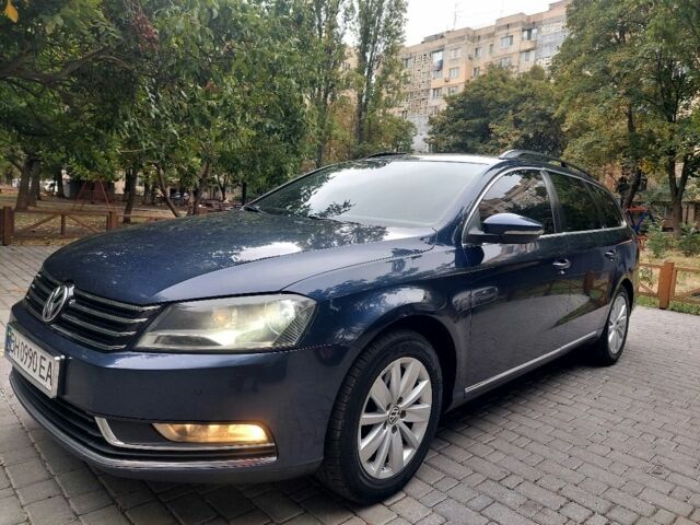 Фольксваген Пассат Варіант 2018 у Одесі на Automoto.ua Чорний Фольксваген Пассат Варіант, об'ємом двигуна 2 л та пробігом 40 тис. км за 8000 $, фото 1 на Automoto.ua