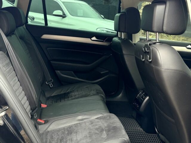 Черный Фольксваген Пассат Вариант, объемом двигателя 2 л и пробегом 226 тыс. км за 17500 $, фото 4 на Automoto.ua