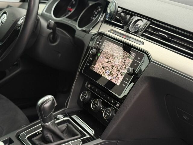 Черный Фольксваген Пассат Вариант, объемом двигателя 2 л и пробегом 226 тыс. км за 17500 $, фото 8 на Automoto.ua