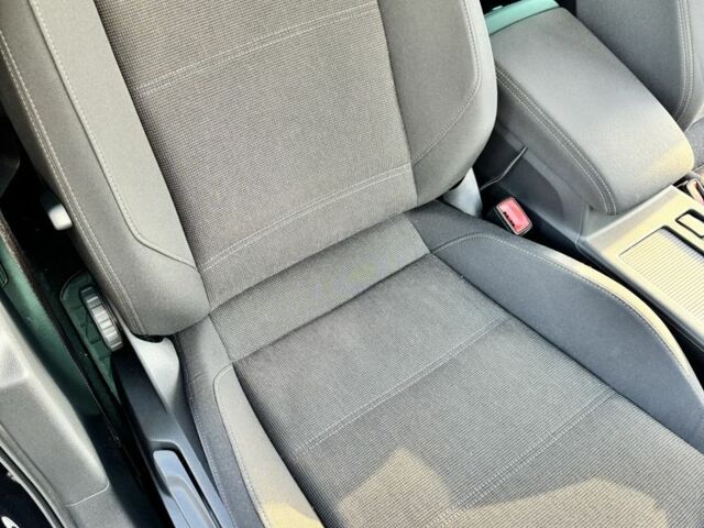 Чорний Фольксваген Пассат Варіант, об'ємом двигуна 2 л та пробігом 147 тис. км за 18300 $, фото 12 на Automoto.ua