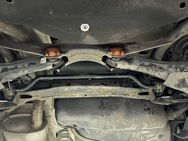 Черный Фольксваген Пассат Вариант, объемом двигателя 2 л и пробегом 190 тыс. км за 20700 $, фото 17 на Automoto.ua