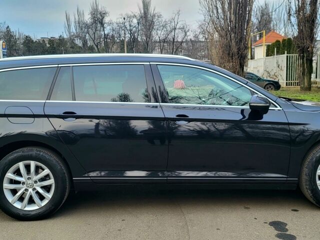Черный Фольксваген Пассат Вариант, объемом двигателя 2 л и пробегом 182 тыс. км за 22500 $, фото 5 на Automoto.ua