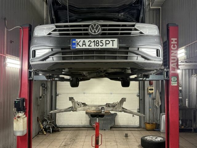 Черный Фольксваген Пассат Вариант, объемом двигателя 2 л и пробегом 190 тыс. км за 20700 $, фото 8 на Automoto.ua