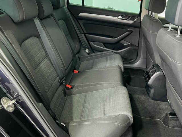 Черный Фольксваген Пассат Вариант, объемом двигателя 2 л и пробегом 199 тыс. км за 20950 $, фото 9 на Automoto.ua