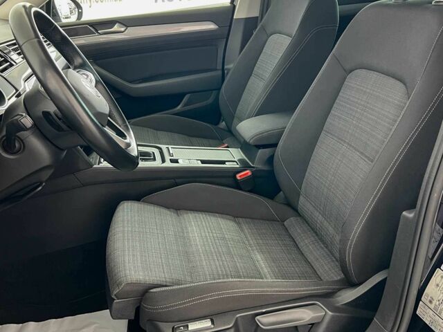 Черный Фольксваген Пассат Вариант, объемом двигателя 2 л и пробегом 199 тыс. км за 20950 $, фото 6 на Automoto.ua