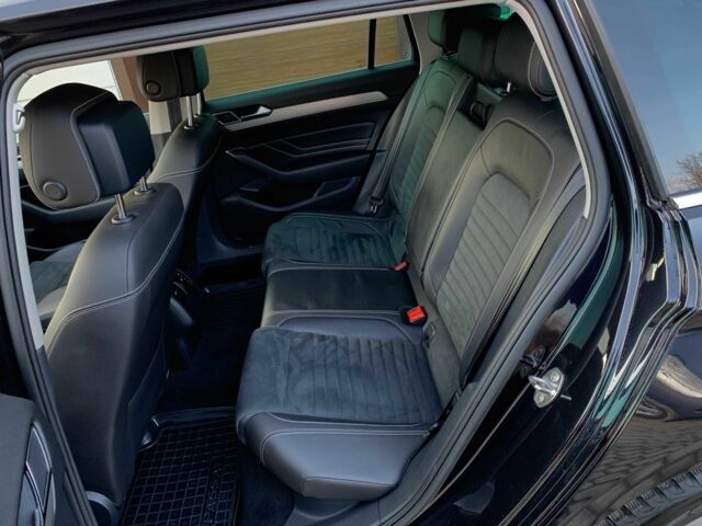 Черный Фольксваген Пассат Вариант, объемом двигателя 2 л и пробегом 190 тыс. км за 21950 $, фото 11 на Automoto.ua