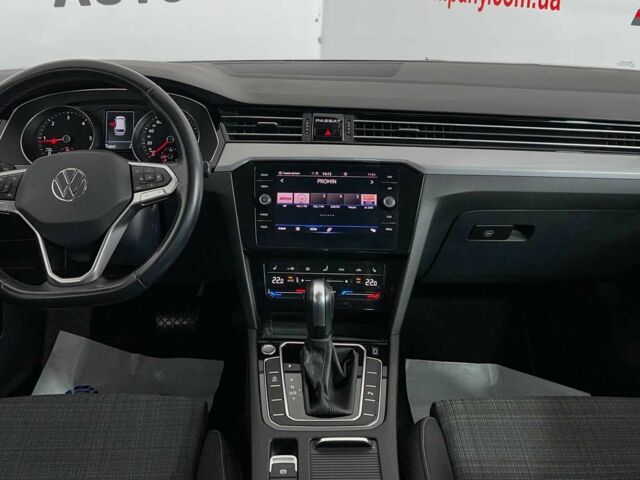 Черный Фольксваген Пассат Вариант, объемом двигателя 2 л и пробегом 199 тыс. км за 20950 $, фото 11 на Automoto.ua