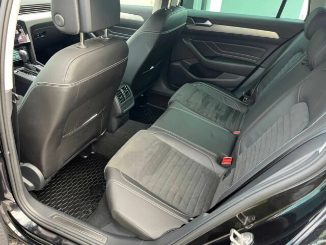 Черный Фольксваген Пассат Вариант, объемом двигателя 2 л и пробегом 15 тыс. км за 6700 $, фото 9 на Automoto.ua