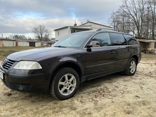 Фіолетовий Фольксваген Пассат Варіант, об'ємом двигуна 1.9 л та пробігом 310 тис. км за 4450 $, фото 1 на Automoto.ua