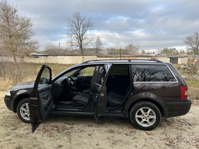 Фіолетовий Фольксваген Пассат Варіант, об'ємом двигуна 1.9 л та пробігом 310 тис. км за 4450 $, фото 17 на Automoto.ua