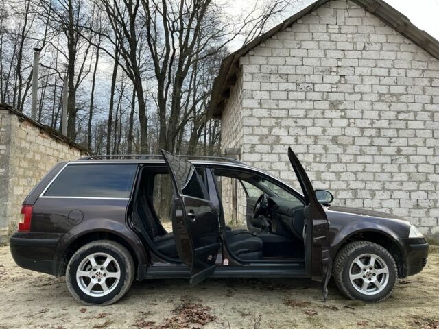 Фіолетовий Фольксваген Пассат Варіант, об'ємом двигуна 1.9 л та пробігом 310 тис. км за 4450 $, фото 20 на Automoto.ua